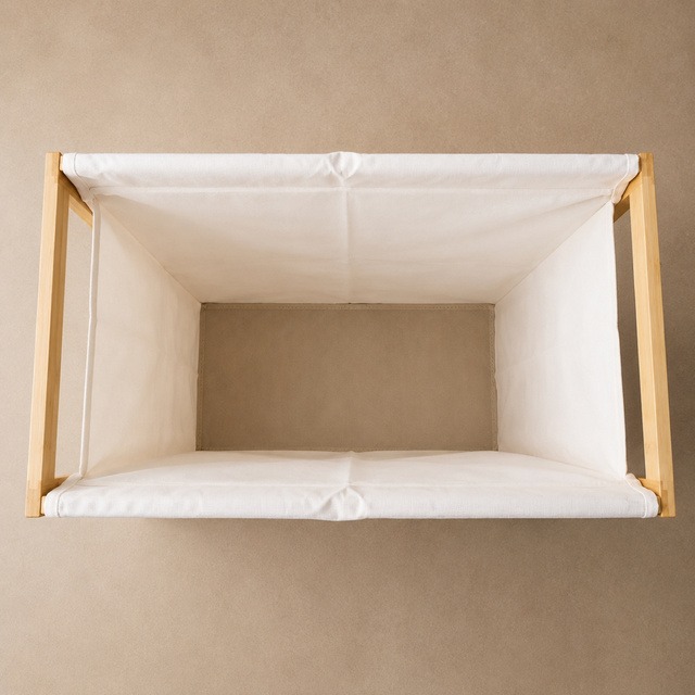 Bambusz szennyeskosár kerekeken, 55 x 28 x 80 cm